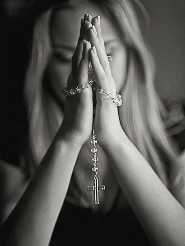 3 Motivos Para Rezar o Terço Mariano